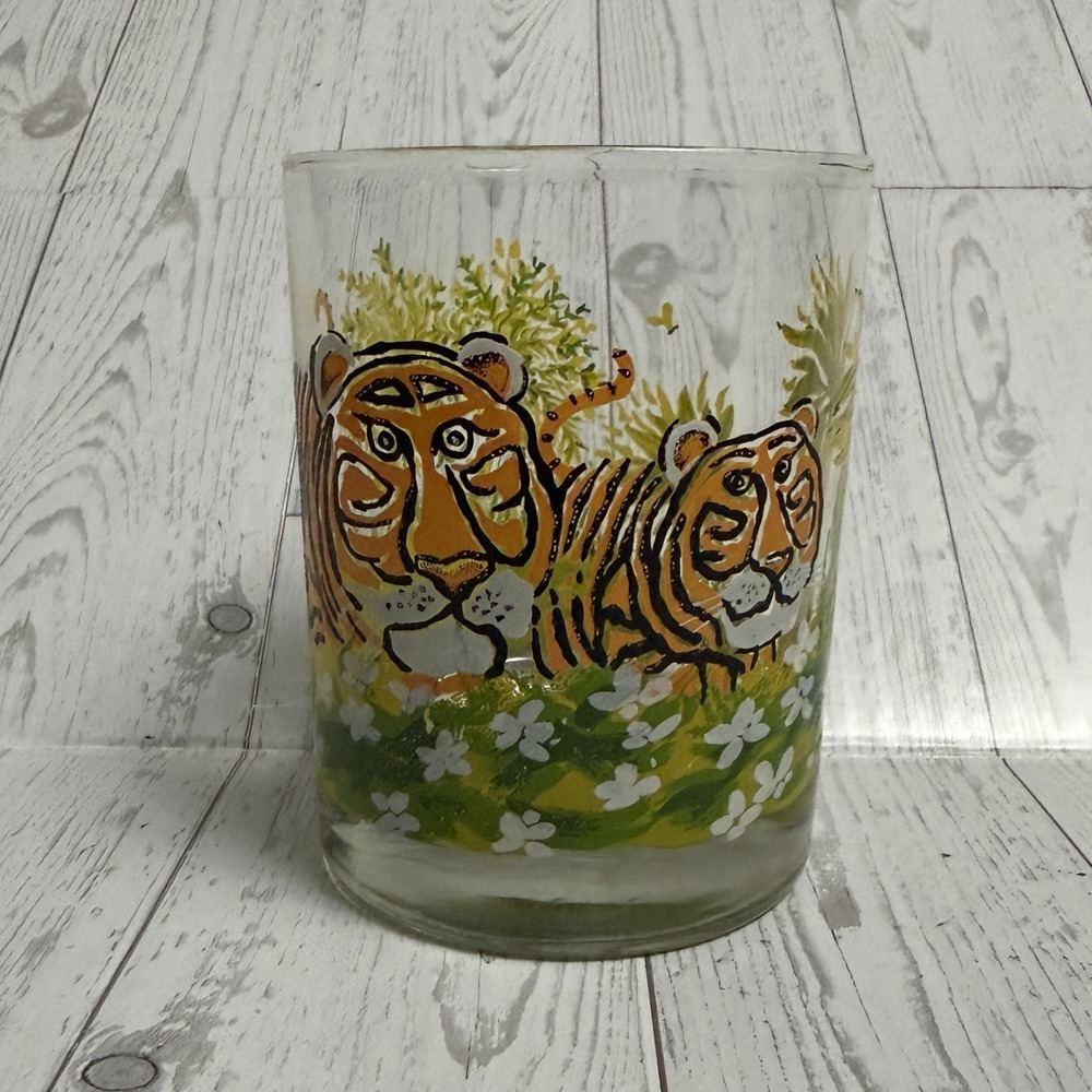 Dorthy Thorpe Tumbler Glass Safari Jungle Tiger Animals Hand Painted MCM Anthro